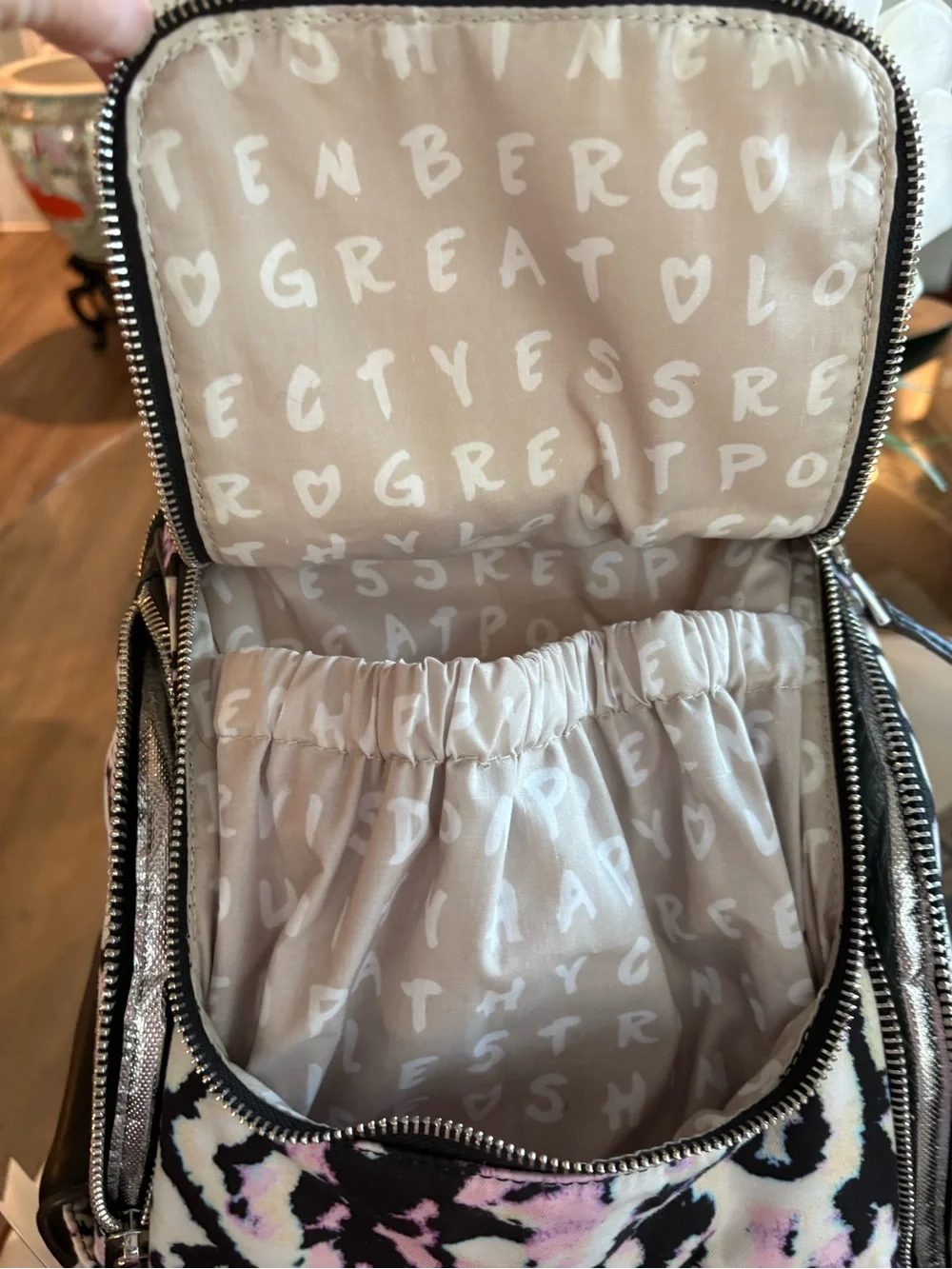 🩷🖤AIMEE KESTENBERG BABY GOT BACK DESIGNER BACKPACK!🩷🖤